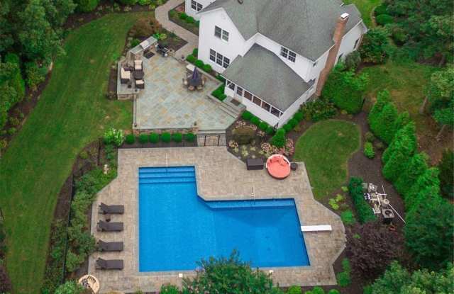 10 Milemore Drive Gallery 2