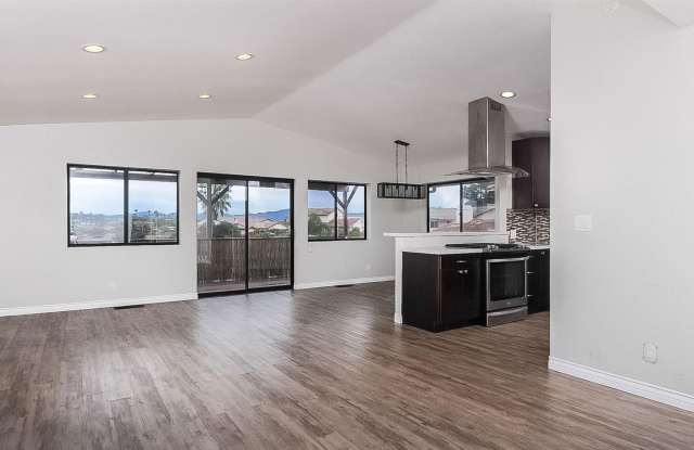 2222 Cranston Drive Gallery 4