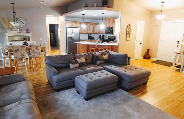 1003 Southeast Grandview Avenue photos photos