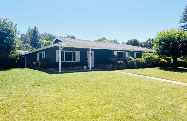 Corner lot 4-bedroom, 3-bathroom, 2,100 sq. ft. ranch-style home.  Great Location! photos photos