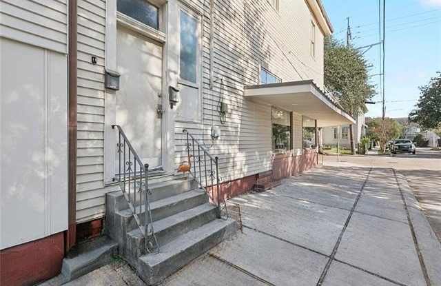 5705 PRYTANIA Street Gallery 2