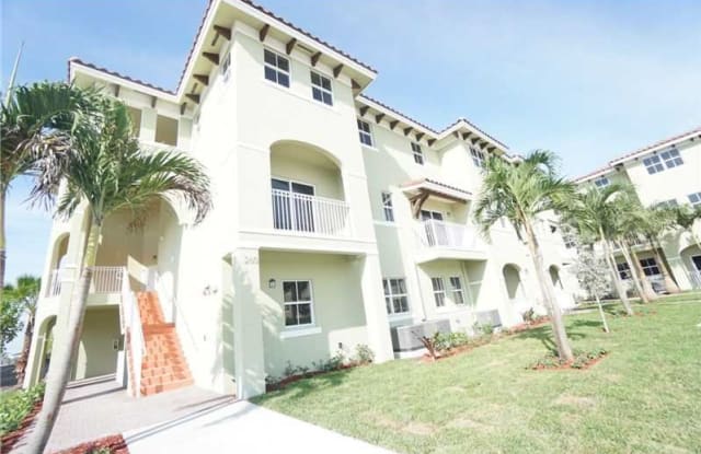 260 NW 109th Ave Apt 202 - 260 NW 109th Ave, Fountainebleau, FL 33172