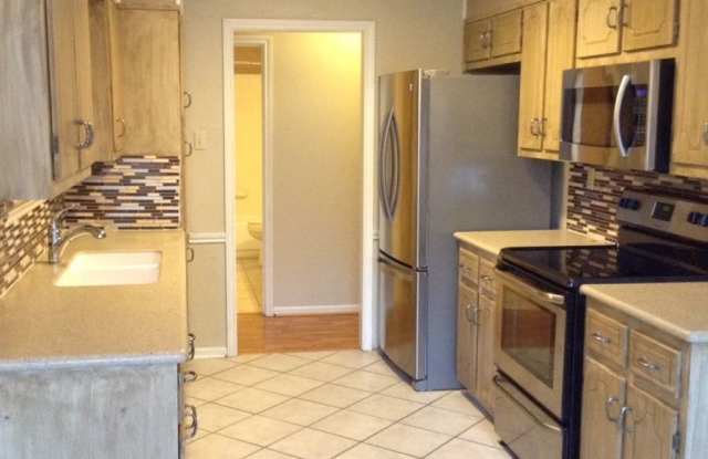 1805 Fox Trail Gallery 4