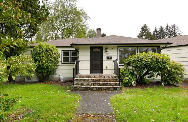 7200 28th Ave Ne photos photos