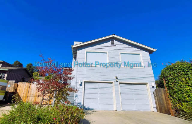 1/2 Off 1st Month's rent with Move In by 1/15/26 - Wonderful 3+ Bed/2 Bath Home in Soquel - 5455 Entrance Drive, Soquel, CA 95073