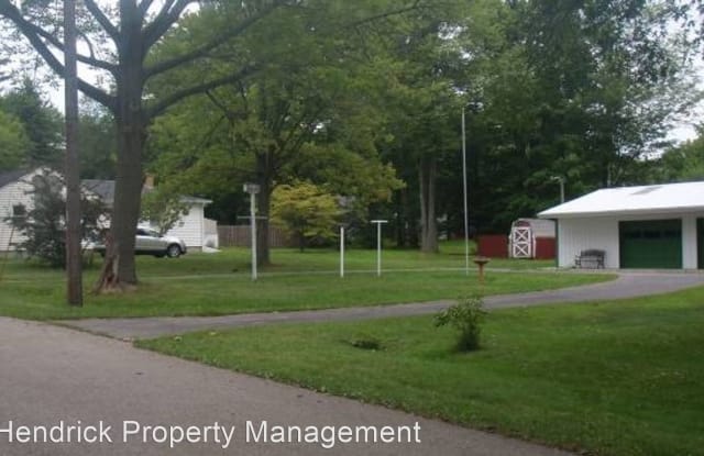 17570 Doric Ave - 17570 Doric Street, Ferrysburg, MI 49456