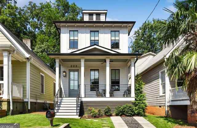 222 Lampkin Street Gallery 2