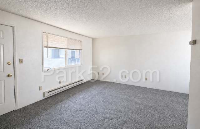 Indoor Cat Friendly Upper Level North Tacoma Apartment Gallery 4