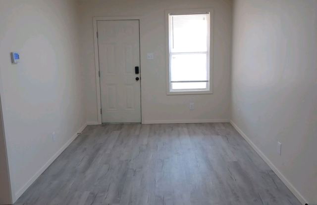 1403 Lincoln Avenue photos photos