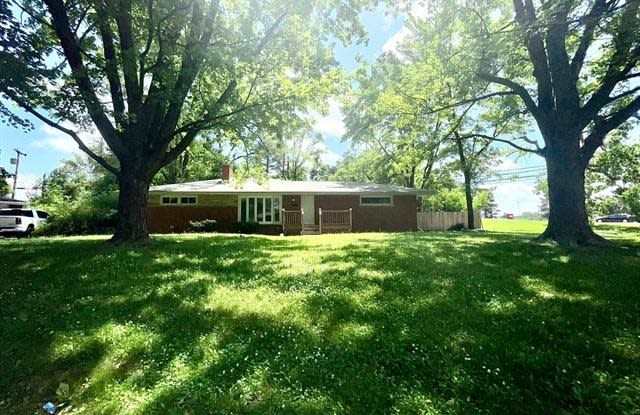 33910 PLAYVIEW - 33910 Playview Court, Farmington Hills, MI 48331