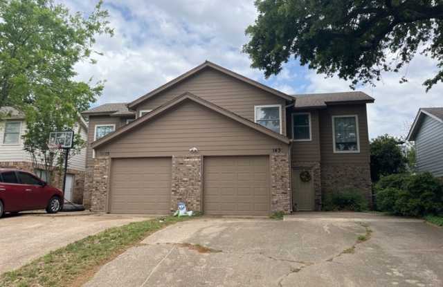1435 Palmnold Circle West - 1435 West Palmnold Circle, Fort Worth, TX 76120