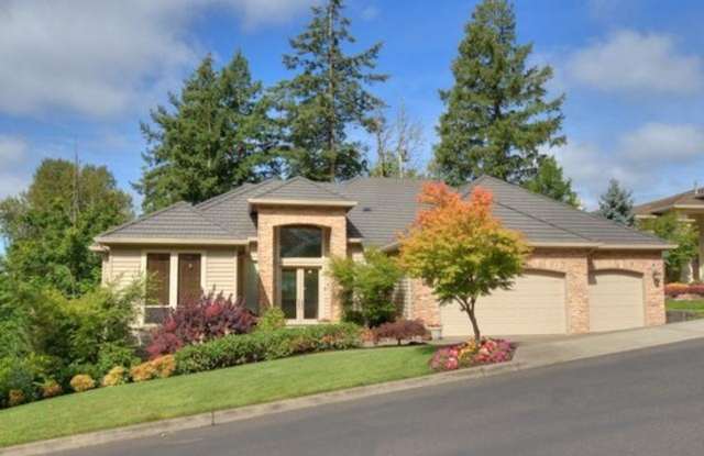 Entertainers dream! Spacious 4 bedroom home with master on main in NW Portland! photos photos