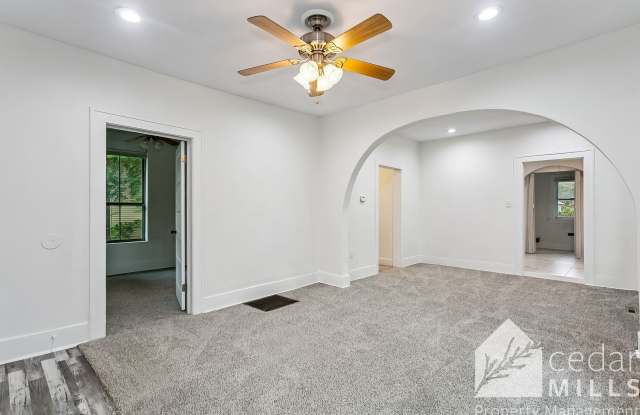 Historic 2 Bedroom Home Gallery 4