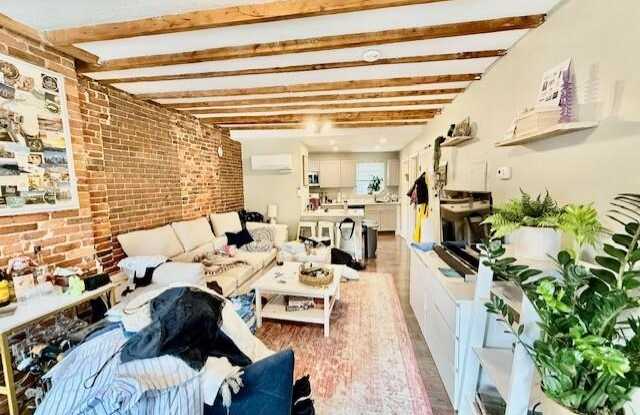 353 Hanover St. photos photos