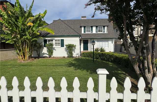 4918 Haskell Avenue photos photos