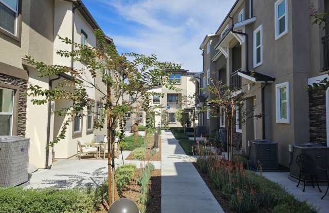 11737 Florence Avenue photos photos