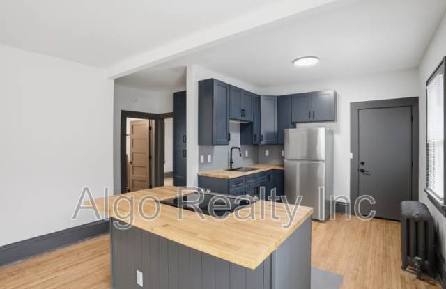 3433 Portland Avenue - 2 photos photos