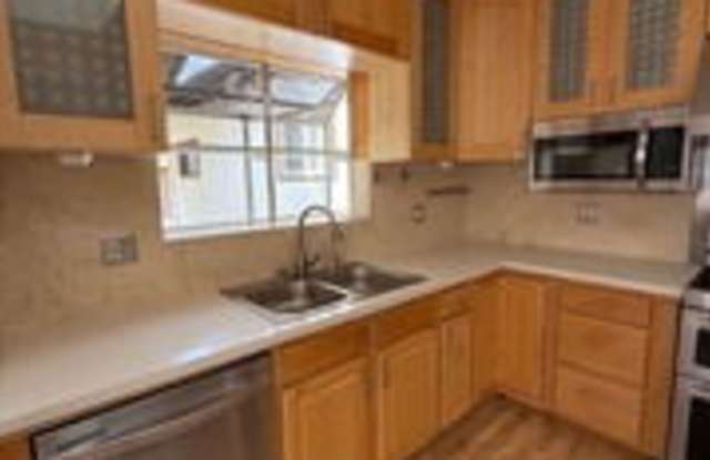 4351 Allott Avenue photos photos