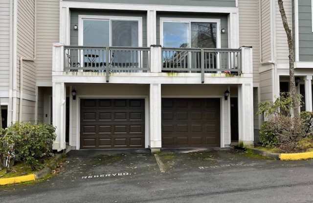 Extremely Gorgeous and Spacious 2 bedroom Condo photos photos