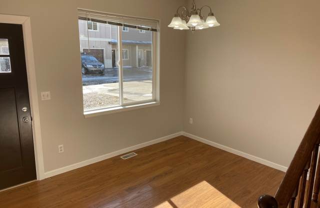 5805 Victoria Ave Unit B Gallery 4