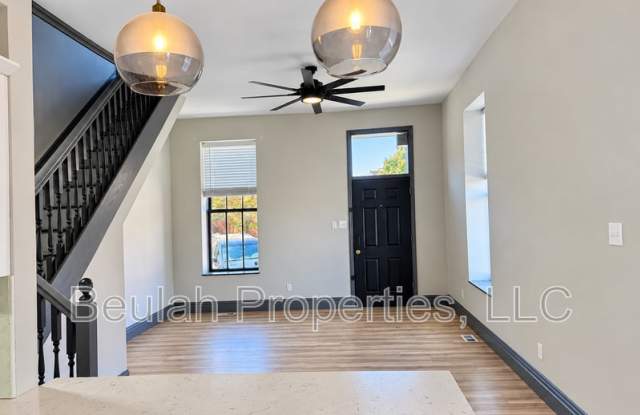 2012 S. 12th St - 1F Gallery 4