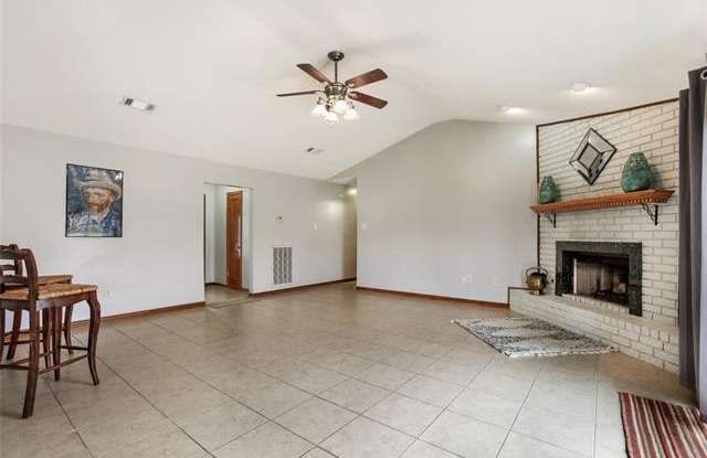 2812 MUMPHREY Road Gallery 4