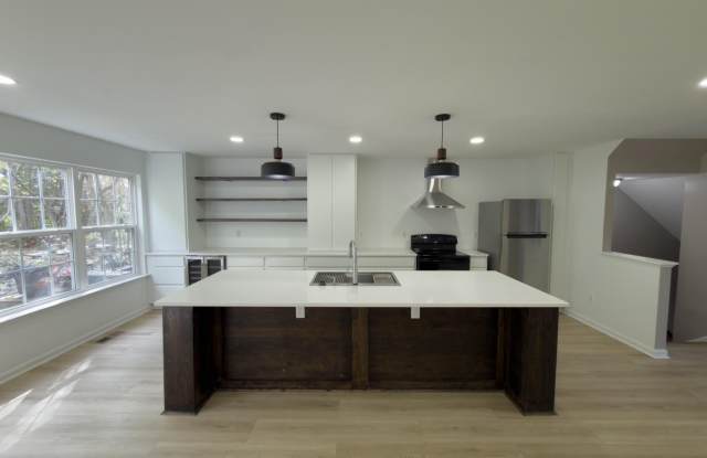 5248 MULBERRY RUN Court Gallery 2