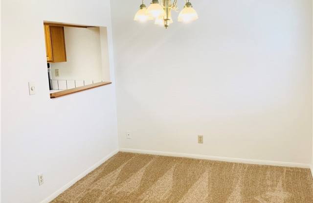 3805 S Pacific Avenue Gallery 4