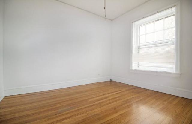 536 Hinman Ave. Gallery 4