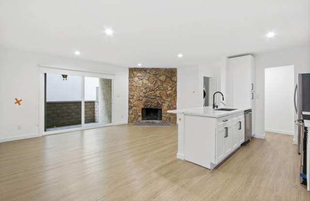 12707 Mitchell Apartments photos photos