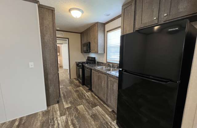 233 New Mexico - 233 New Mexico, Wayne County, MI 48111