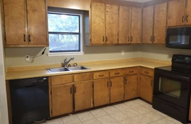 1330 White Oak Drive - 1330 Gallery 3