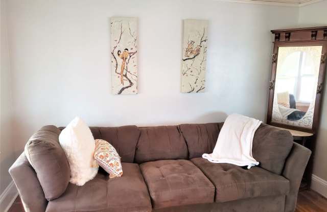 1566 Alder Court SE Gallery 4