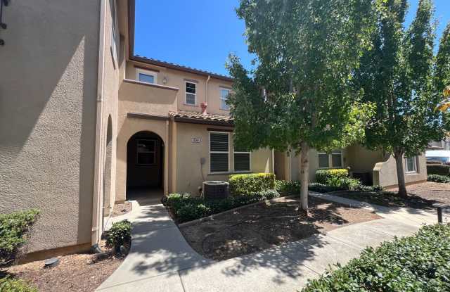 3 Bed, 2½ Bath Condo in Elk Grove photos photos