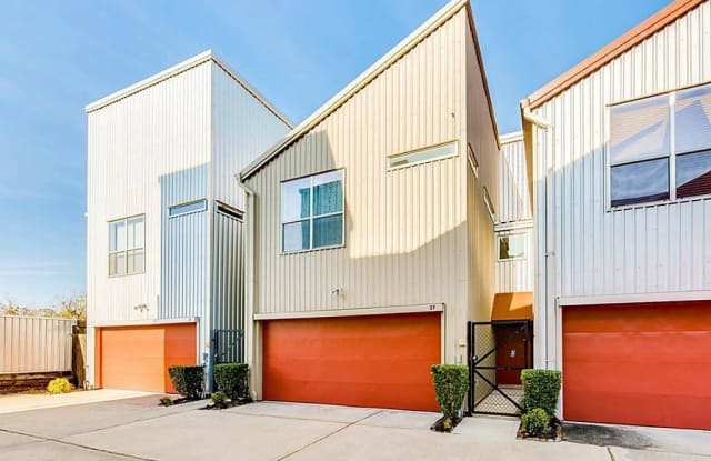 27 N Ennis Street - 27 North Ennis Street, Houston, TX 77003