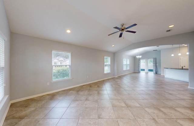 Beautiful 3 bedroom home for rent in Samara Lakes! Gallery 3