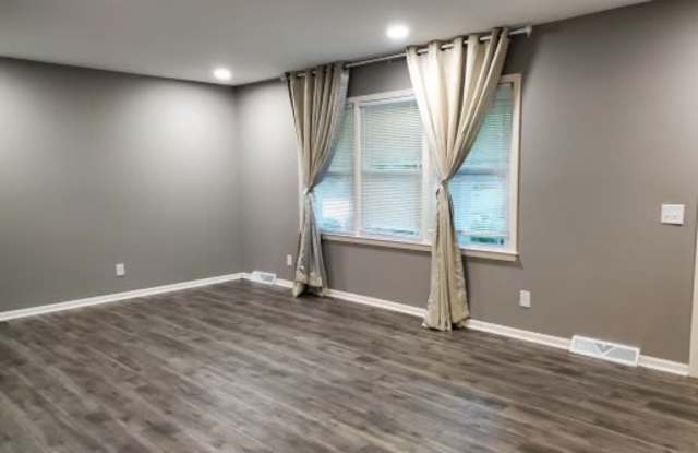 1705 Wells Drive Gallery 2
