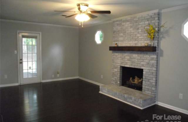 1205 Driftway Point Road Gallery 3