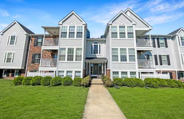 2 bedroom/2 bath condo in Glen Allen!!! - 9389 Horse Castle Court, Glen Allen, VA 23060