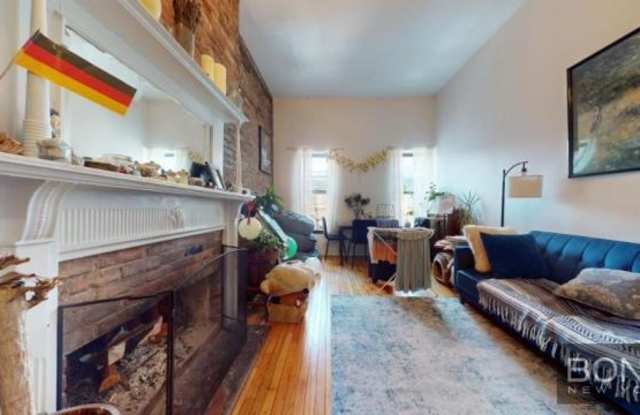 16 West 82nd Street Gallery 2