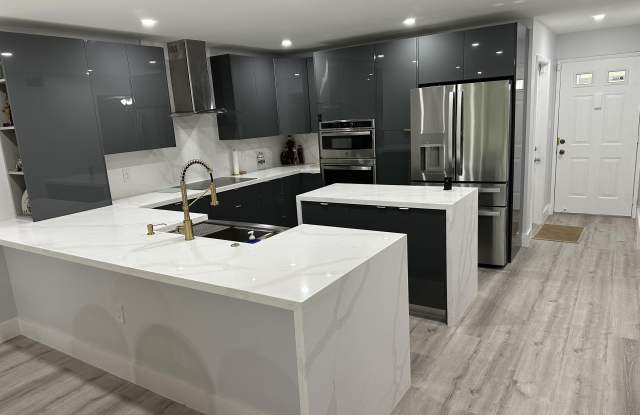 9215 Flynn Circle Gallery 1