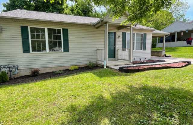 3 Bed 1 Bath Townhouse Manchester York photos photos