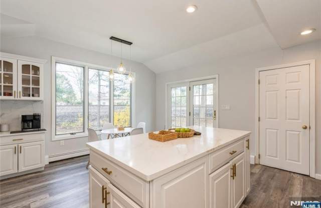 62 Valley Road photos photos