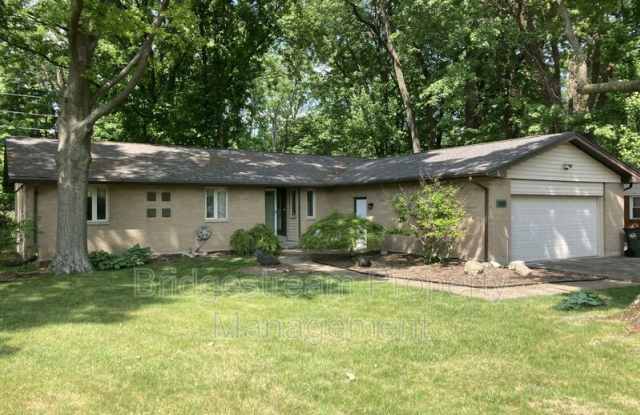 2125 Belloak Drive Gallery 1