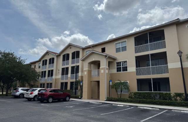 2 bedroom 2 bathroom Condo In Enclave at College Pointe photos photos