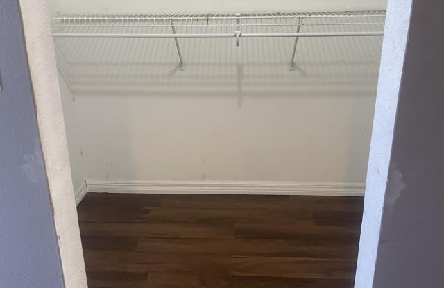 4047 Stonefield Drive Gallery 4