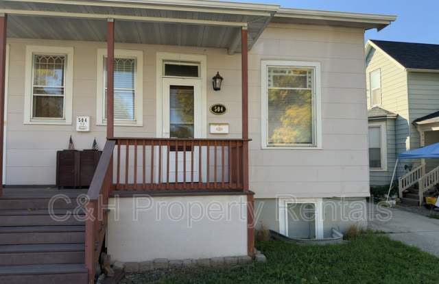 504 7th Street West - 1 Gallery 1