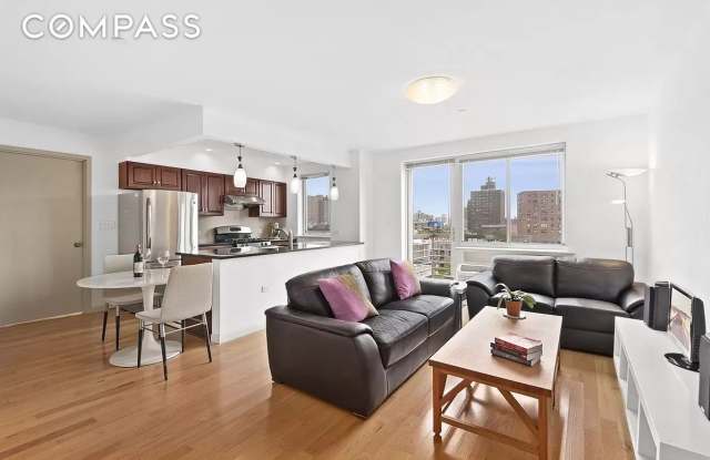 1635 Lexington Avenue photos photos