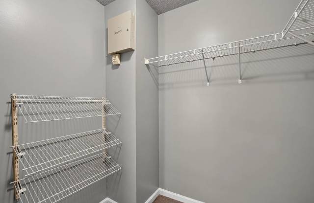 Room in 3 Bedroom Home in Conyers Gallery 4