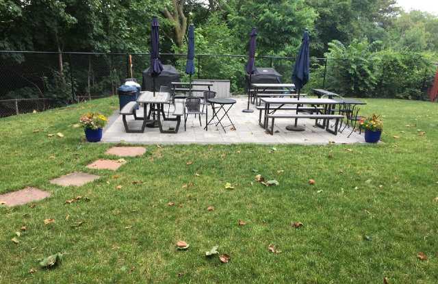 152 North Broadway photos photos